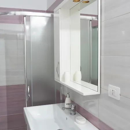 Cheerful Home! Апартаменты